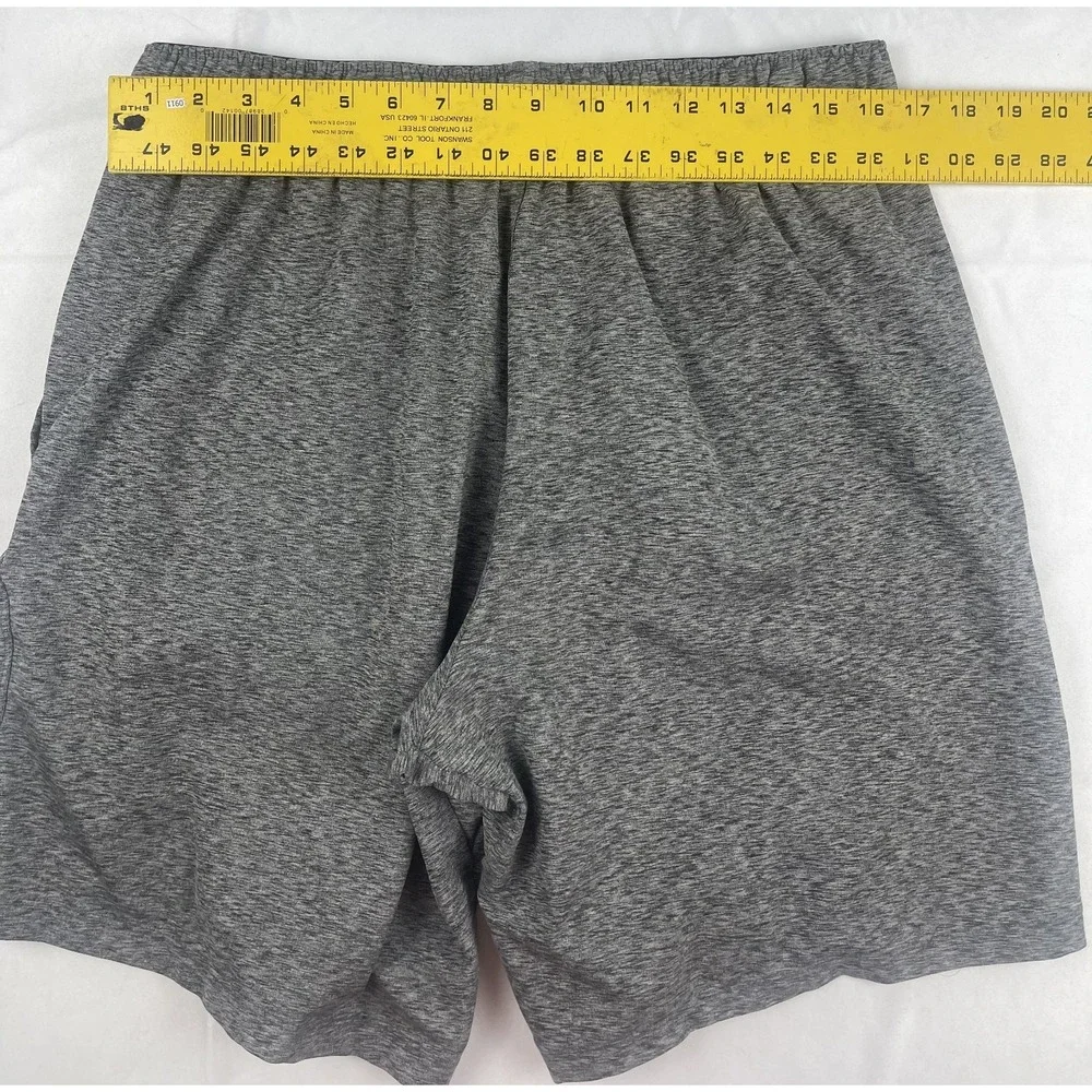 NIKE YOGA MENS SHORTS. VINTAGE GREY XL DB4199-010